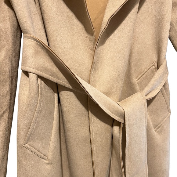 Trench coat - Picture 2 of 3